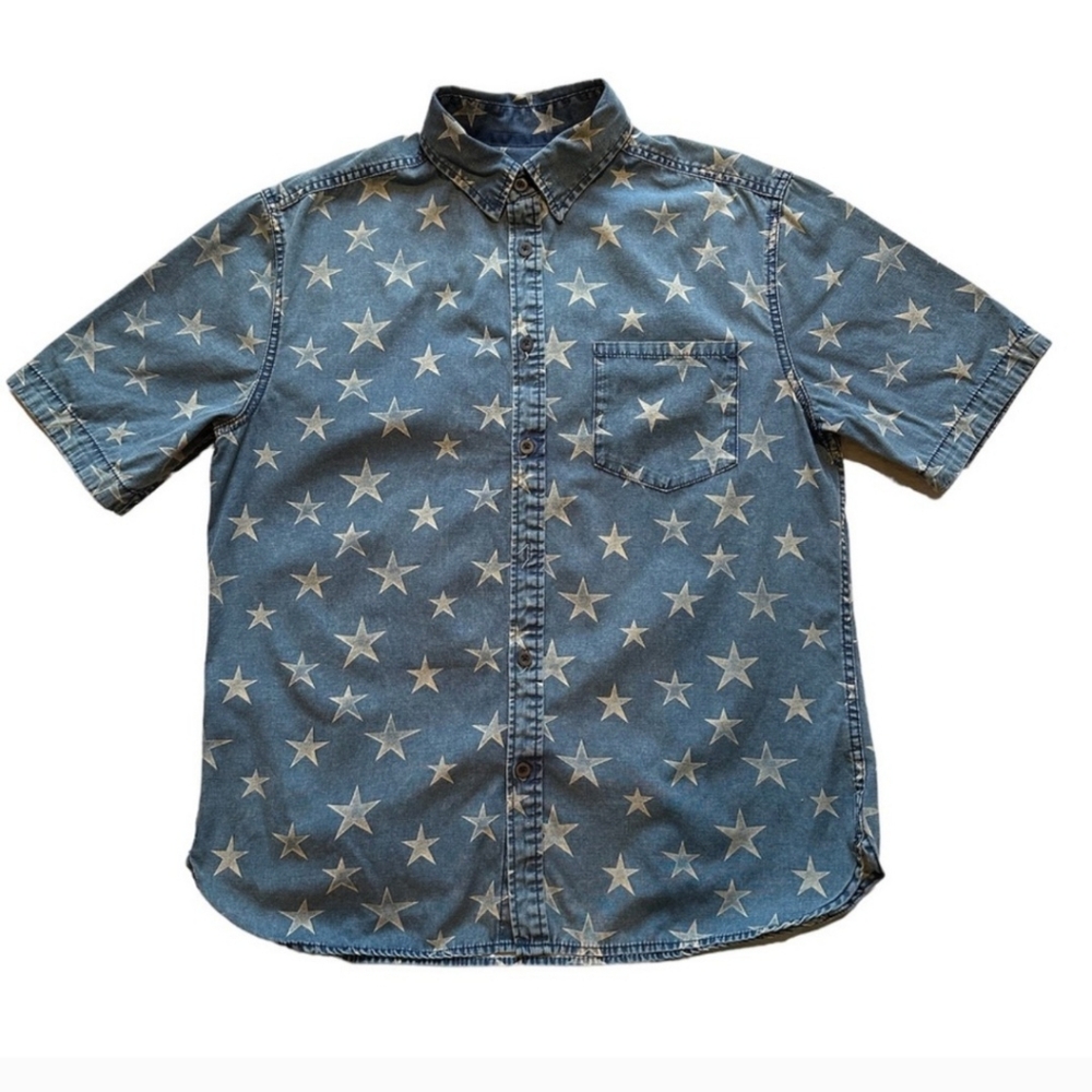MOSSIMO SUPPLY CO button-down short sleeve blue denim shirt with stars- XXL